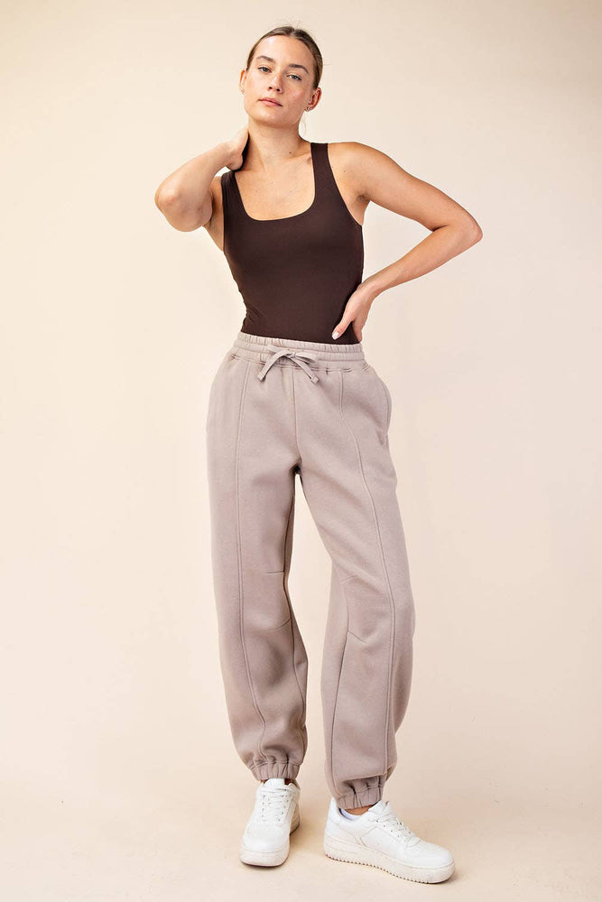 
                
                    Load image into Gallery viewer, Maddison Terry Fleece Jogger Sweatpants
                
            