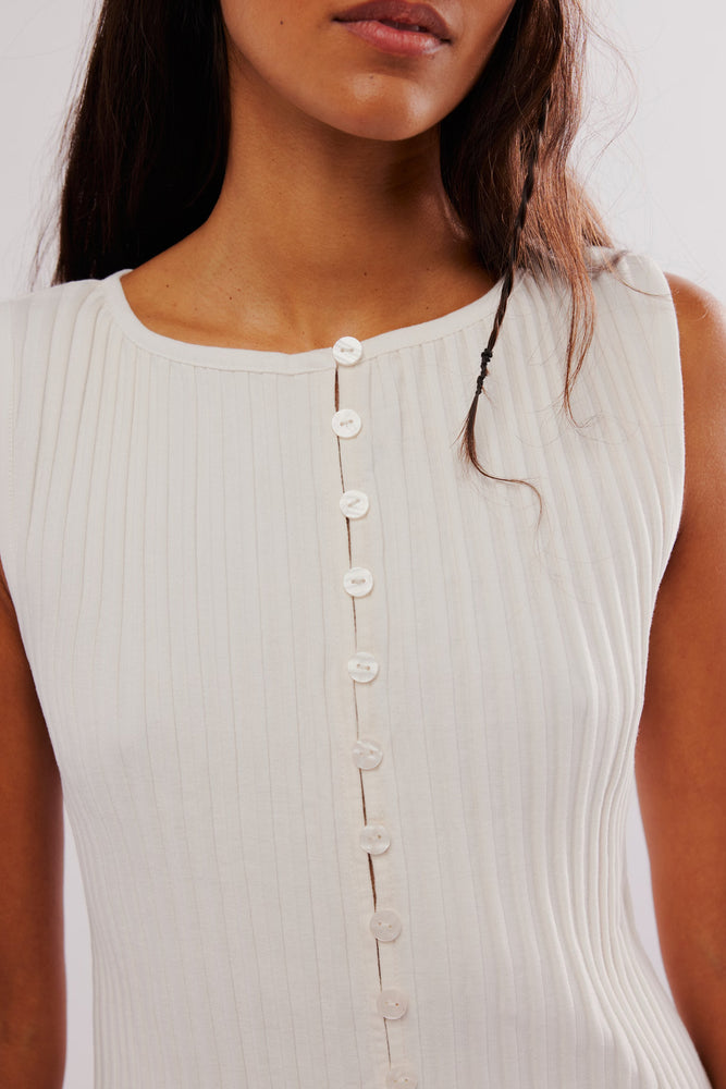 
                
                    Load image into Gallery viewer, Tilley Vest
                
            